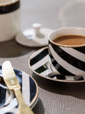 Ensemble de 4 tasses et soucoupes à thé en porcelaine fine Mikasa, décor noir luxe