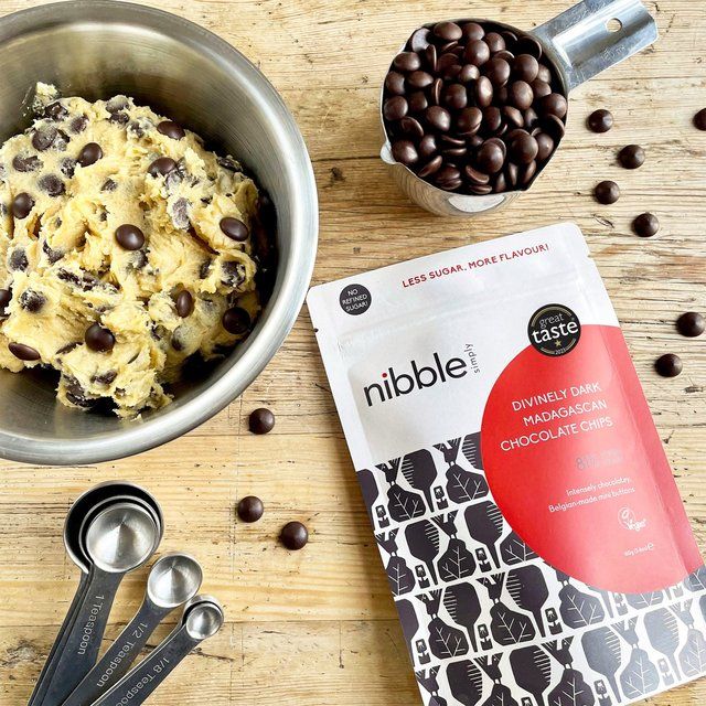 Nibble Simply Divinely Dark Madagascan Chocolate Chips 160g