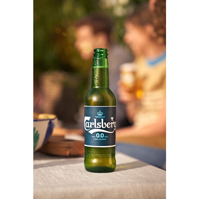 Carlsberg Alcohol Free Lager Beer Bottles   4 x 330ml - McGrocer