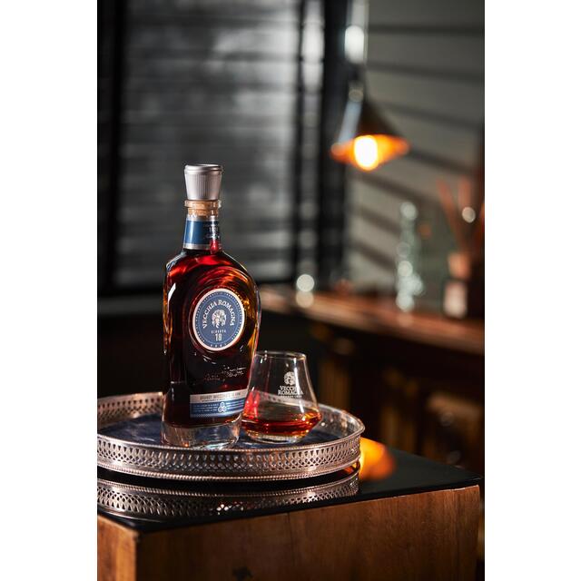 Vecchia Romagna Reserva 18 Year Old Brandy Gift Box   70cl - McGrocer