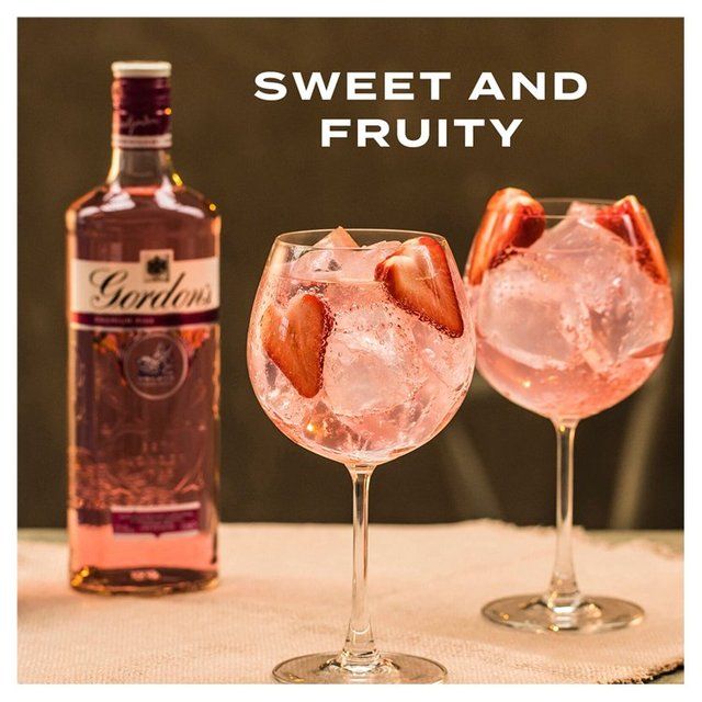 Gordon's Premium Pink Distilled Flavoured Gin   1L