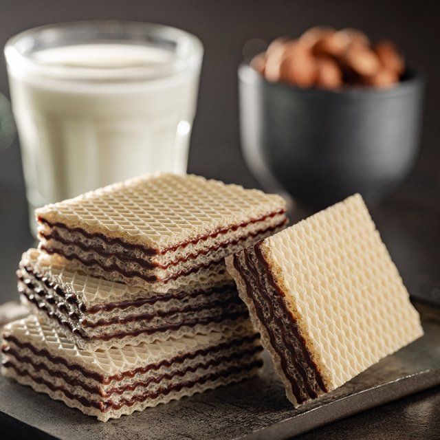 Loacker Classic Minis   80 per pack